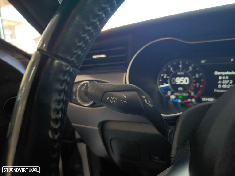 Ford Mustang 2.3i EcoBoost - 24