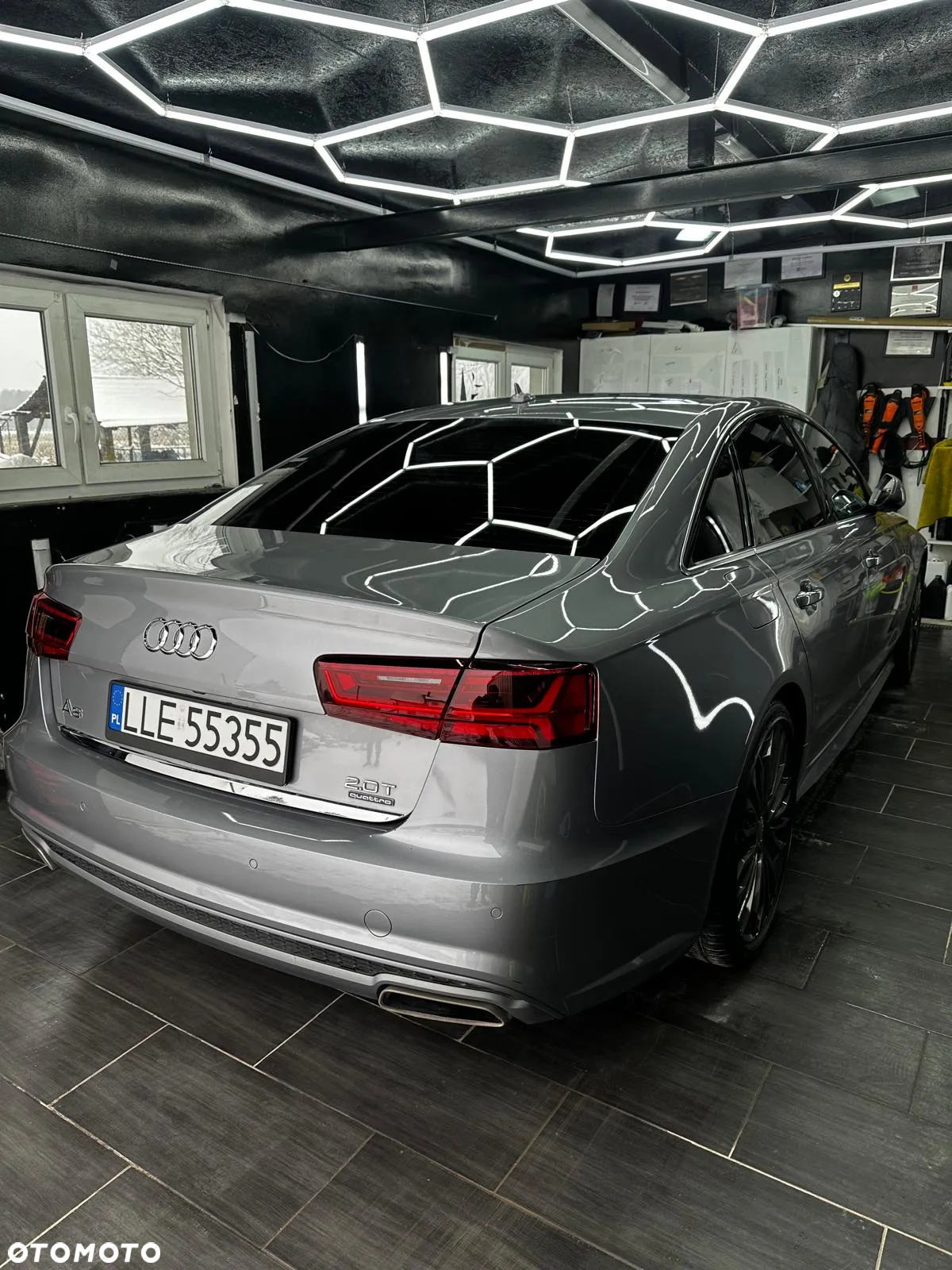 Audi A6 - 6