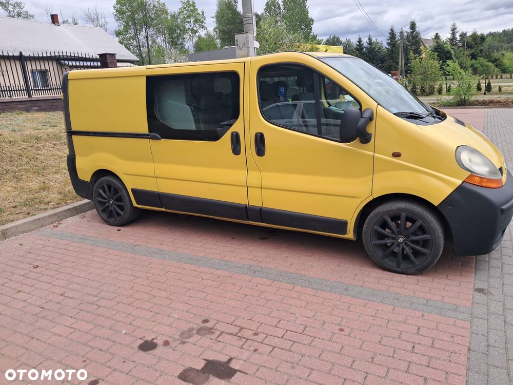 Renault Trafic - 2