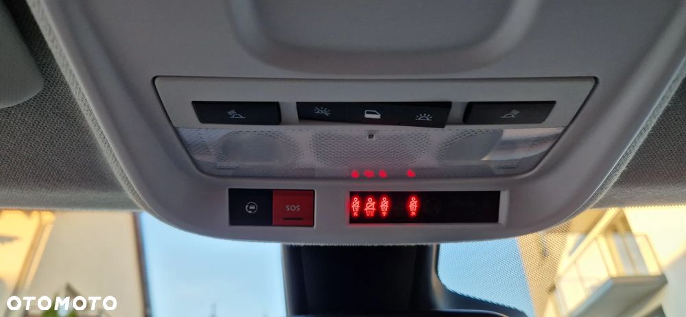 Opel Crossland X 1.2 T Design Line S&S - 27