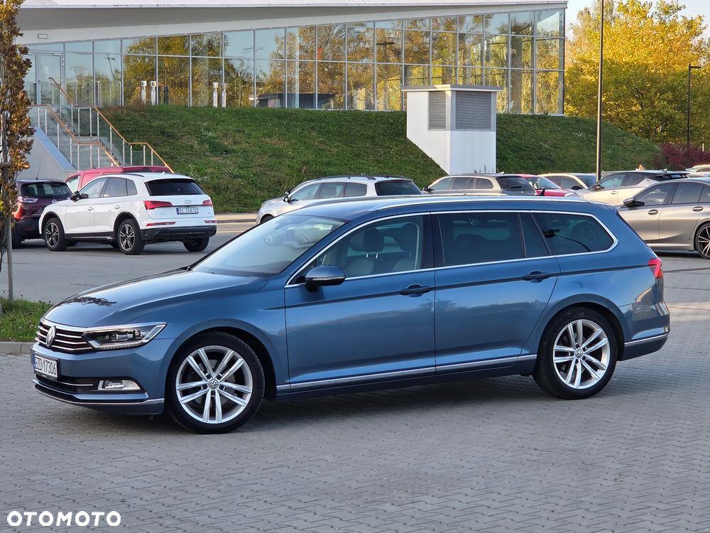 Volkswagen Passat 2.0 TDI (BlueMotion Technology) Highline - 30