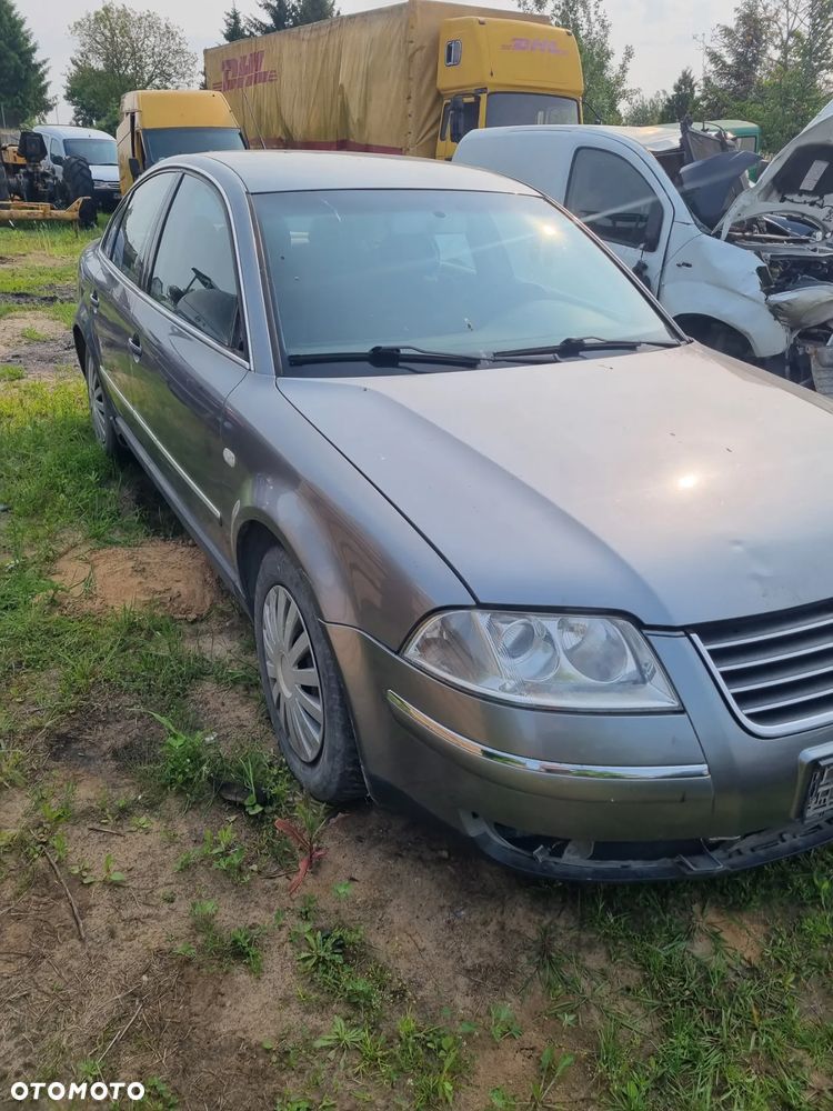 Volkswagen Passat b5 sedan lift 1.9 tdi 130km AVF skrzynia 6b na części - 3