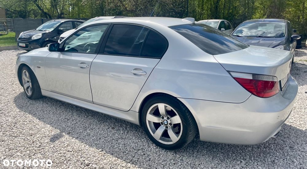 BMW Seria 5 525i - 14