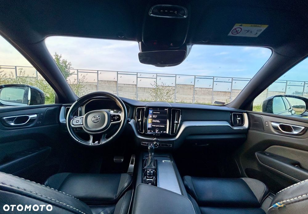 Volvo XC 60 D4 Geartronic RDesign - 12