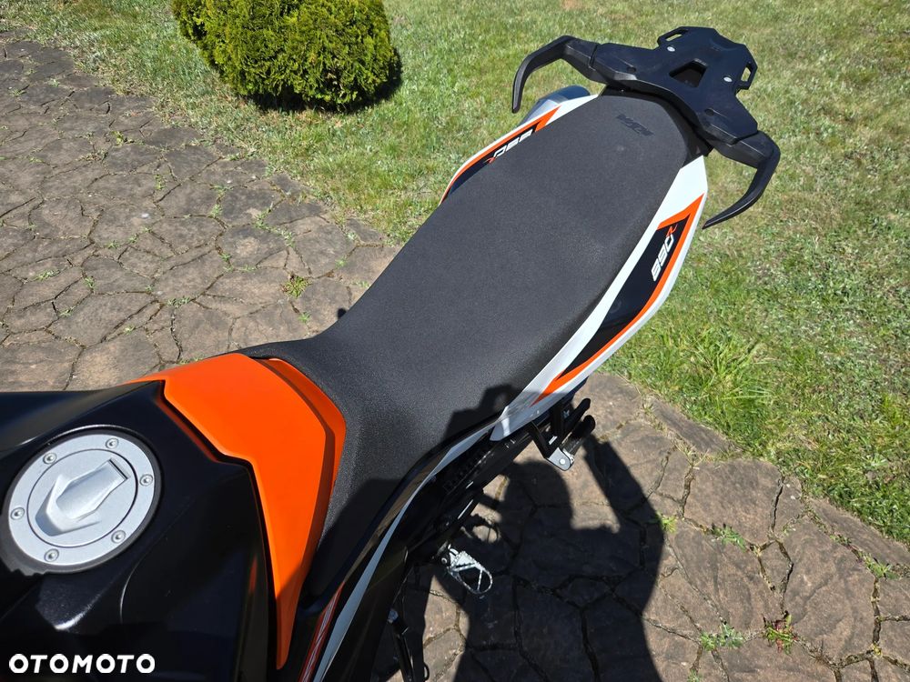 KTM Adventure - 14