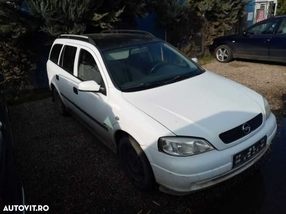 Dezmembrez Opel Astra G - 2