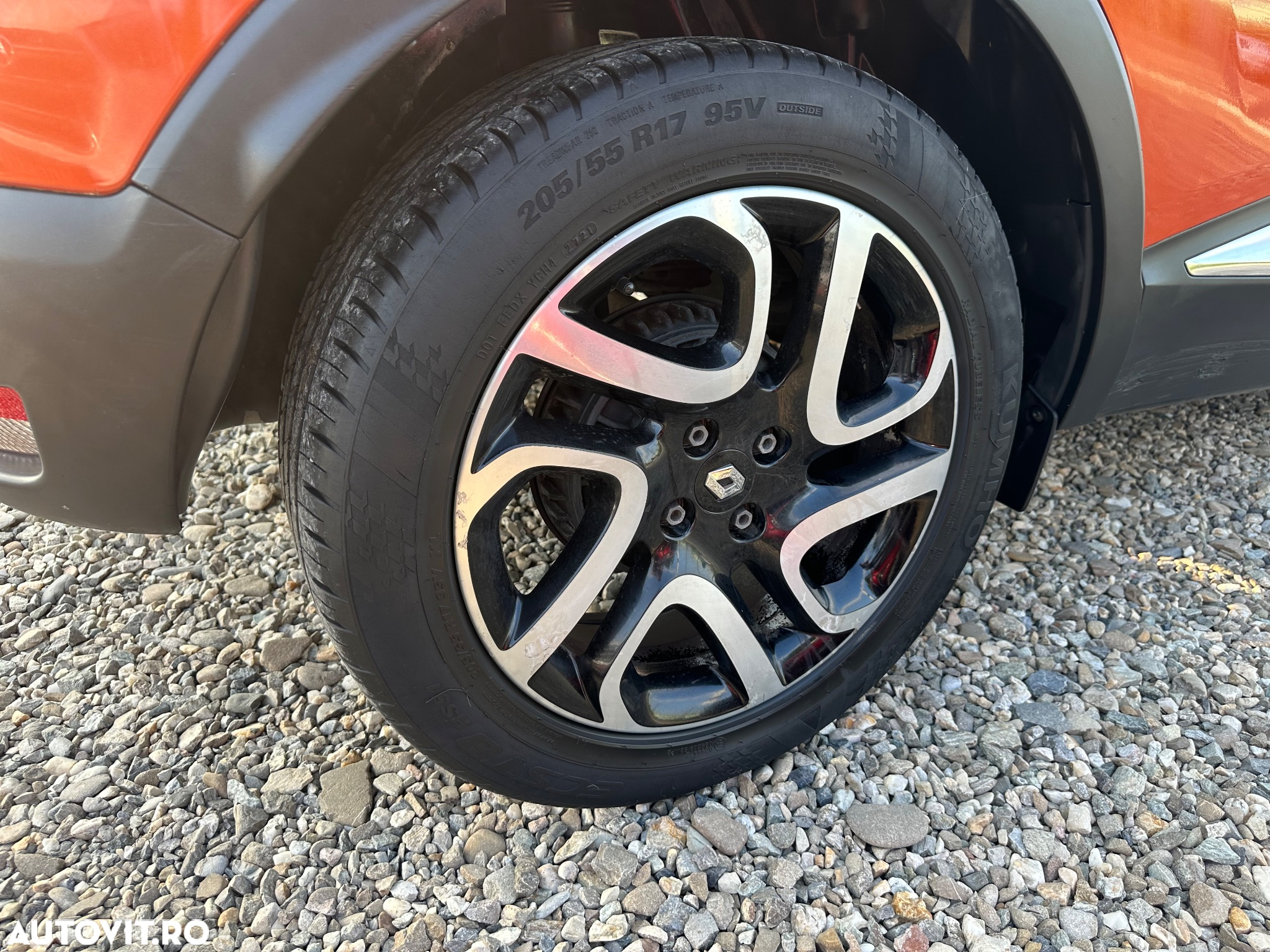 Renault Captur dCi Intens - 13