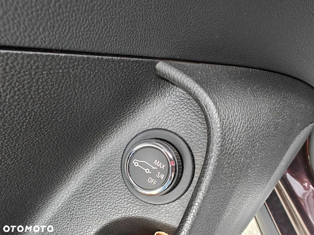 Opel Insignia - 18