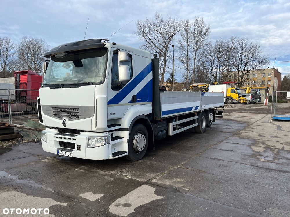 Renault Premium - 1