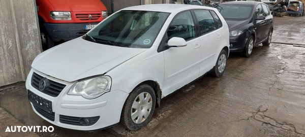 Dezmembrez Volkswagen Polo 9N 2007 1.4tdi BNM