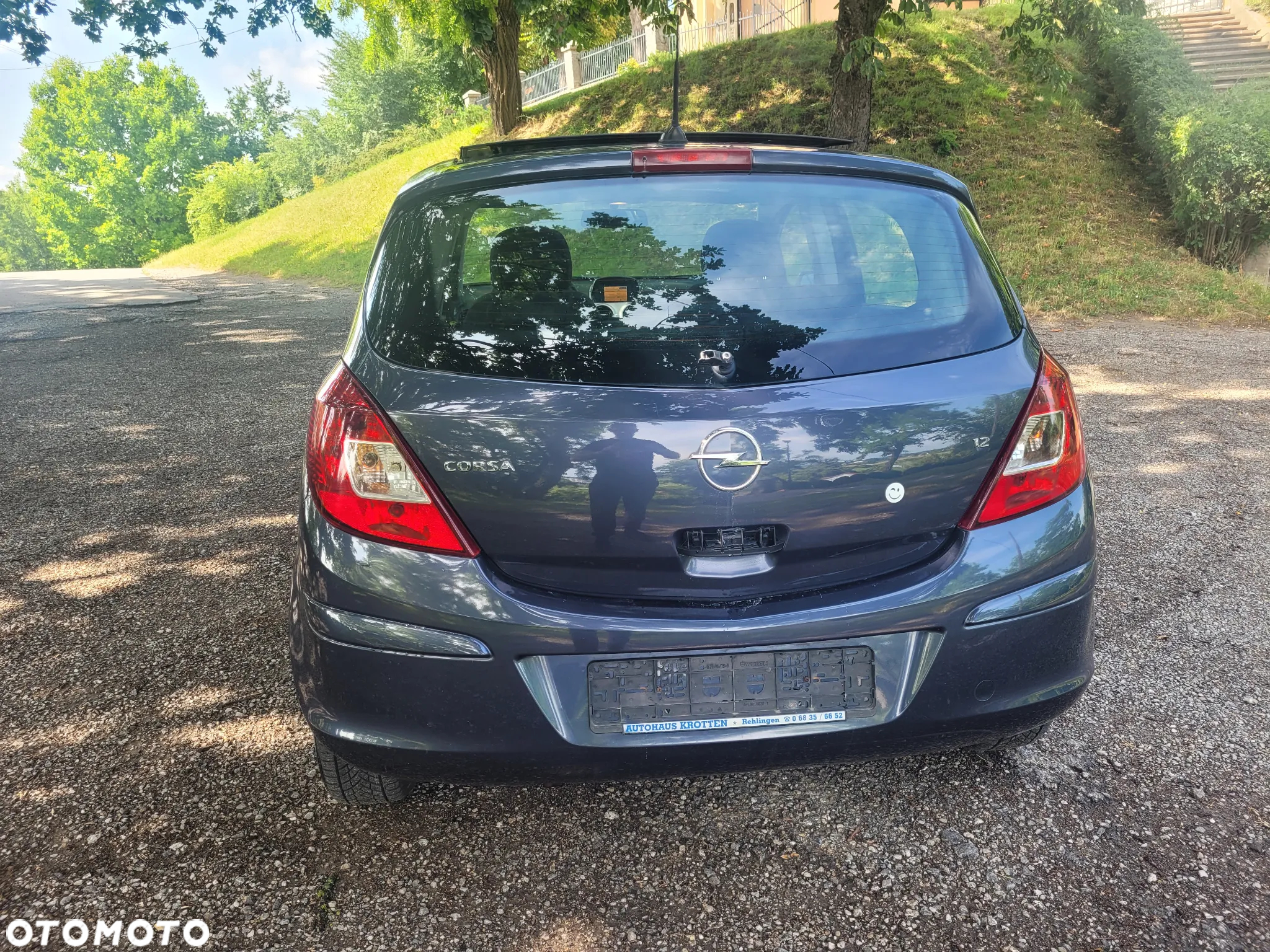 Opel Corsa 1.2 16V Cosmo - 12