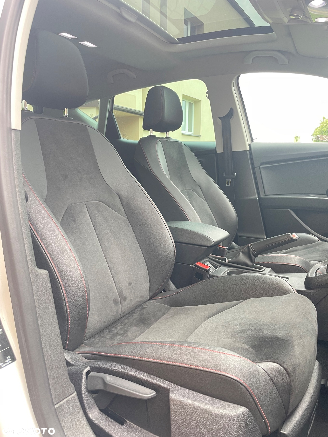 Seat Leon 2.0 TDI FR Black S&S - 8