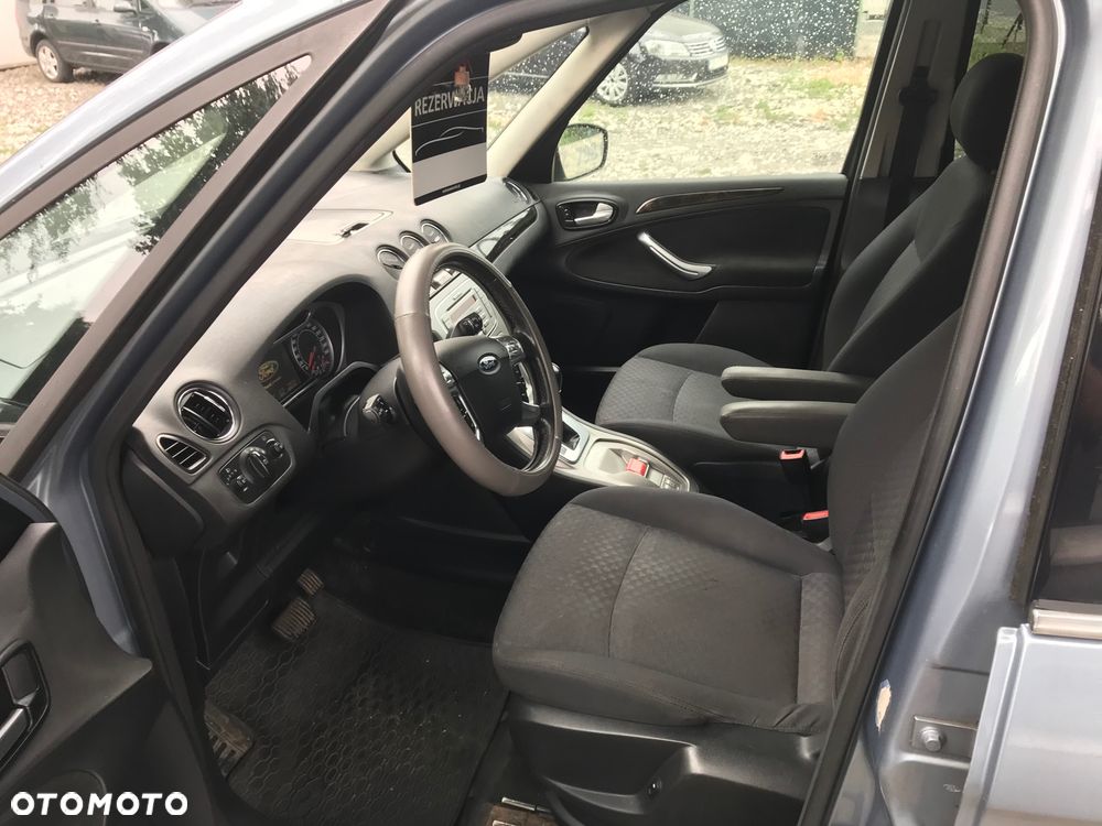 Ford Galaxy - 14