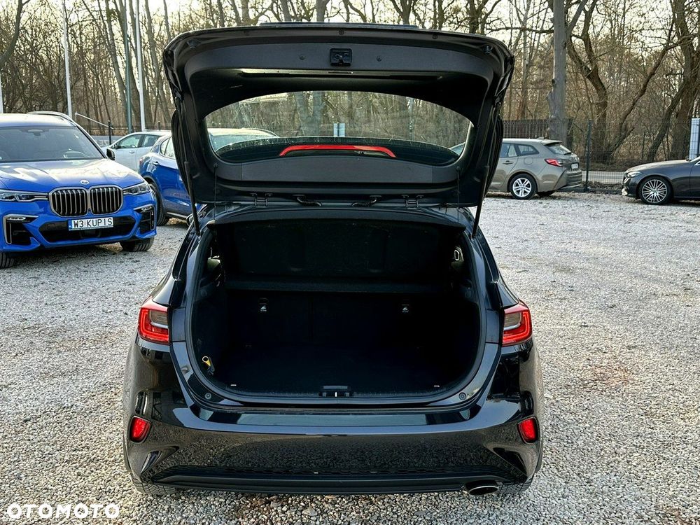 Kia Ceed - 9