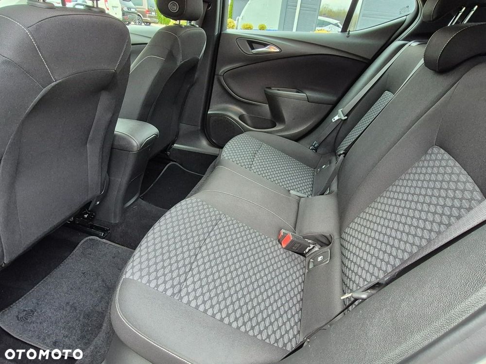 Opel Astra - 24
