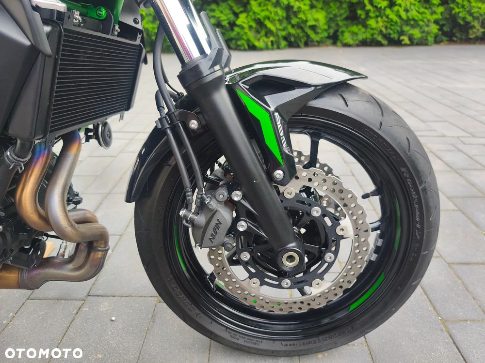Kawasaki Z 650 - 12