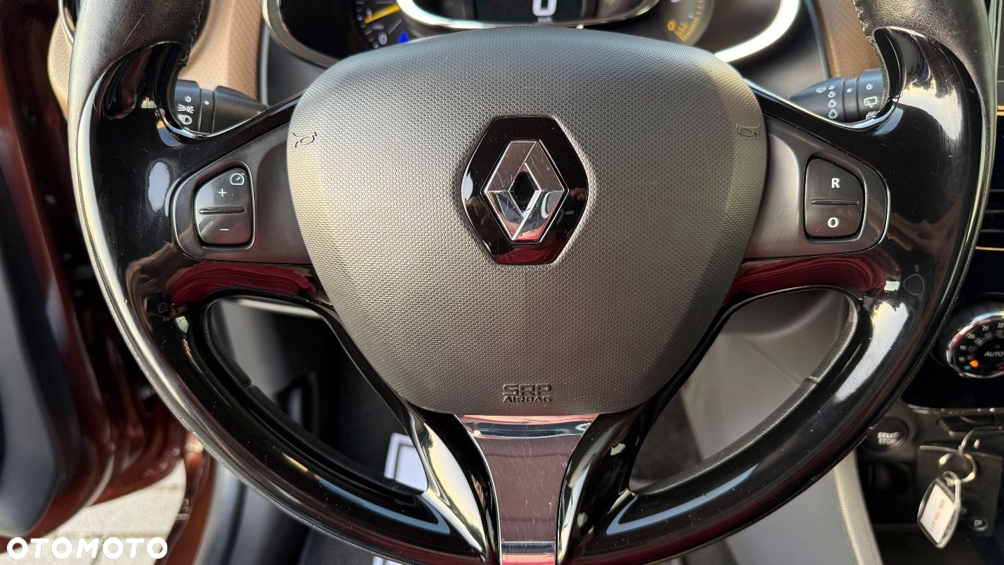 Renault Clio - 24