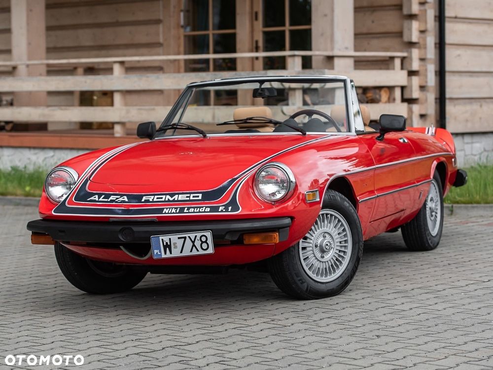 Alfa Romeo Spider - 1