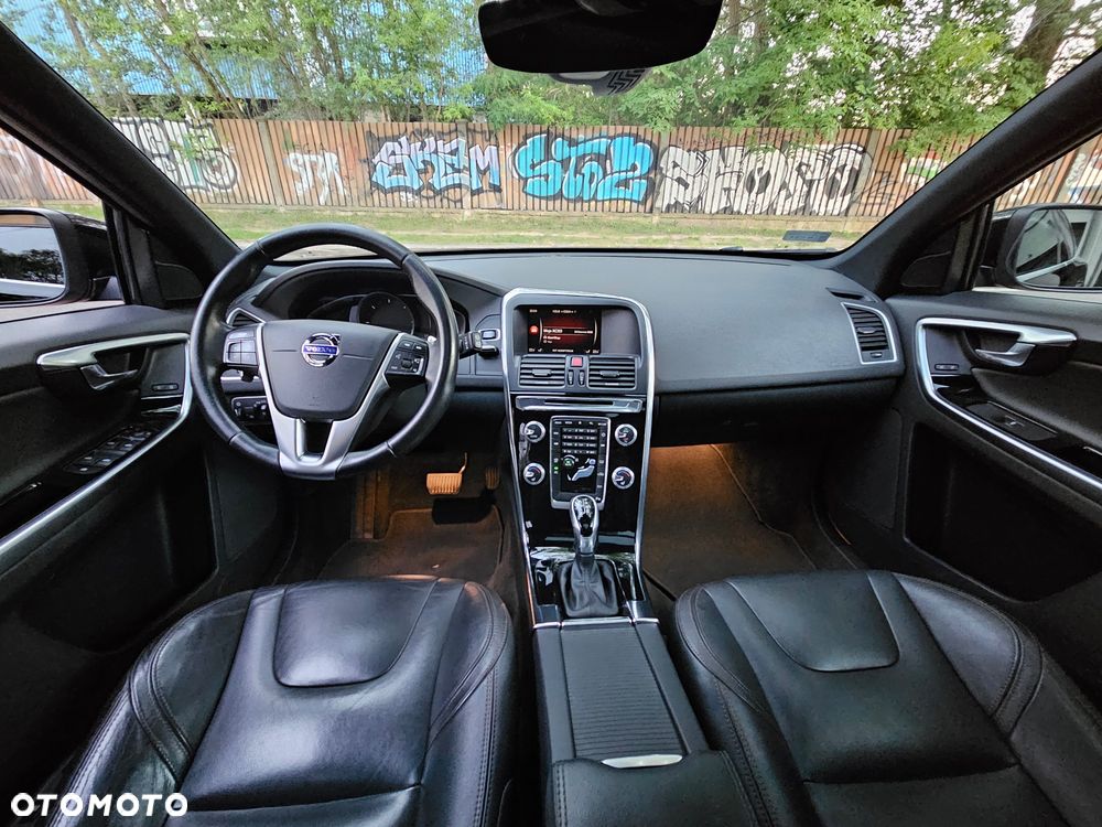 Volvo XC 60 - 8