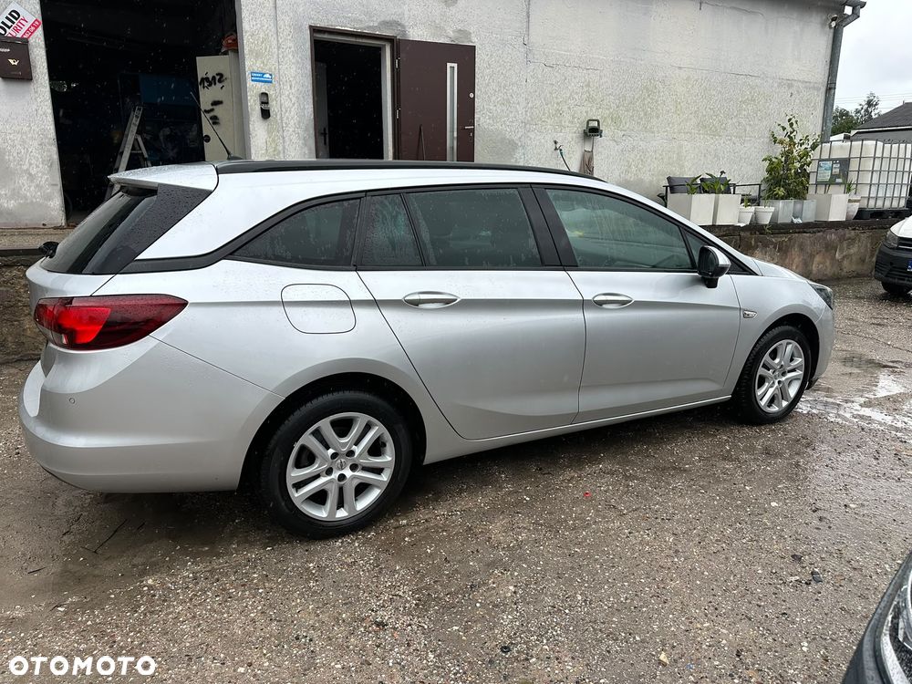 Opel Astra - 8