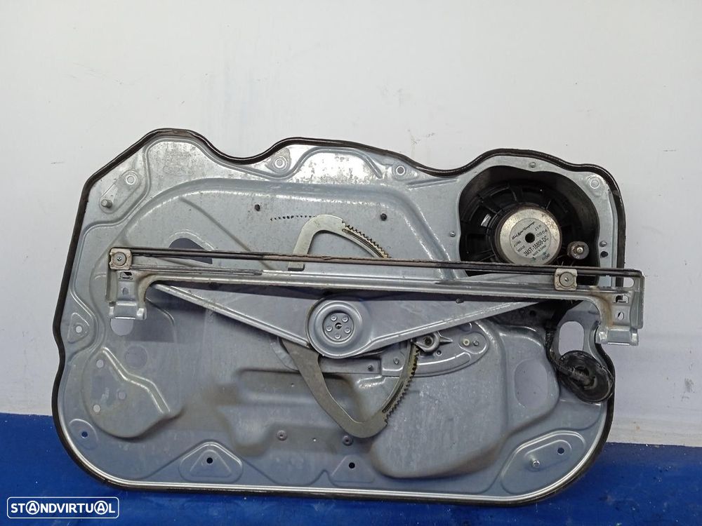ELEVADOR DE VIDRO FRONTAL ESQUERDO FORD FOCUS C-MAX 2004 -3M5T18808DC - 3