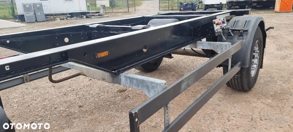 Krone 18.500zł netto KRONE 5.20M DO ZABUDOWY DO MLEKA WYWROT 2017ROK OPONY 385/65R22.5 ST.bdb MOŻLIWOŚĆ TRANSPORTU - 7