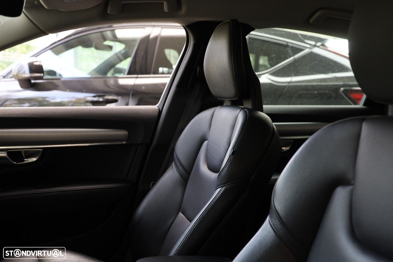 Volvo S90 2.0 D4 Momentum Geartronic - 6