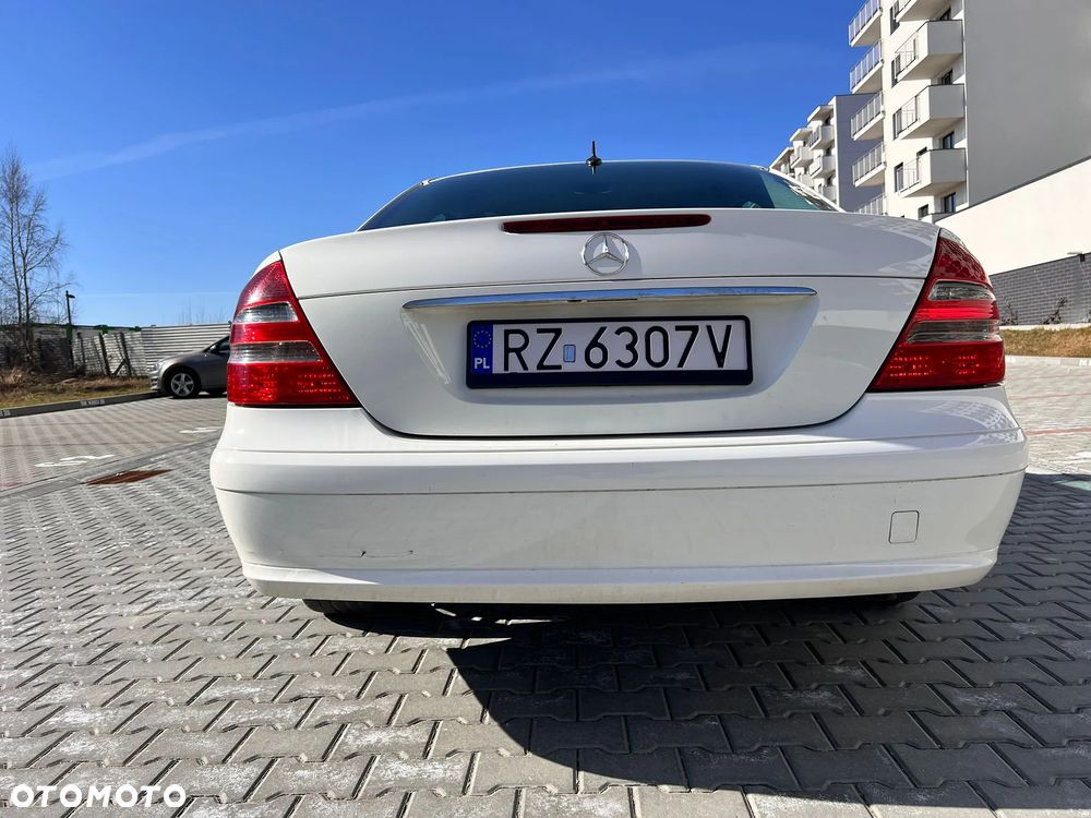 Mercedes-Benz Klasa E 280 CDI T Elegance - 8