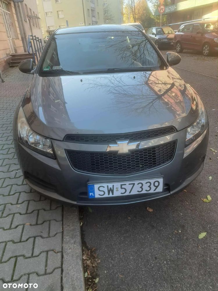Chevrolet Cruze 1.6 LT - 1