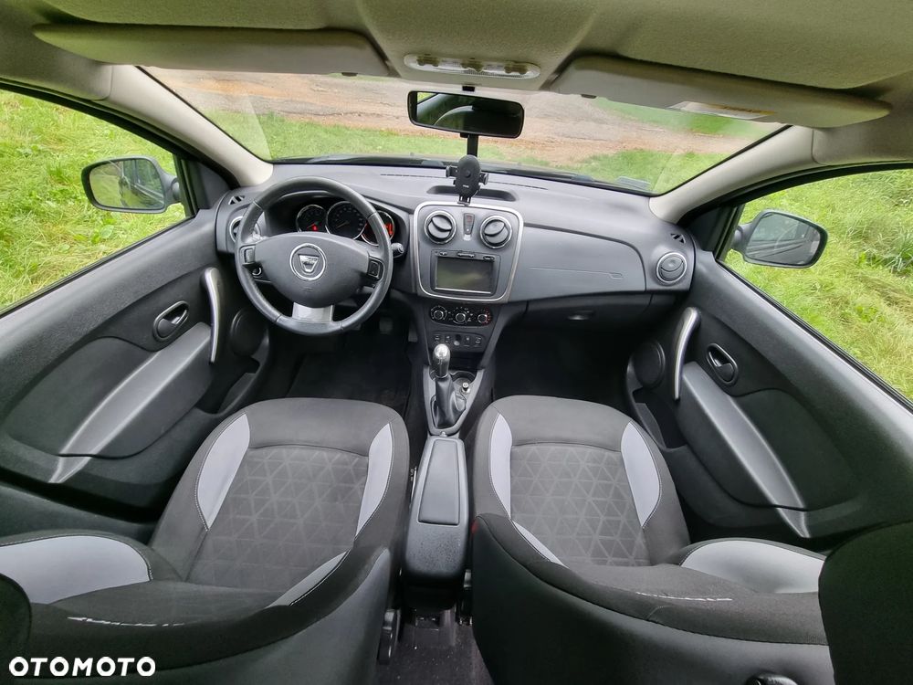 Dacia Sandero Stepway 0.9 TCe Laureate S&S - 6