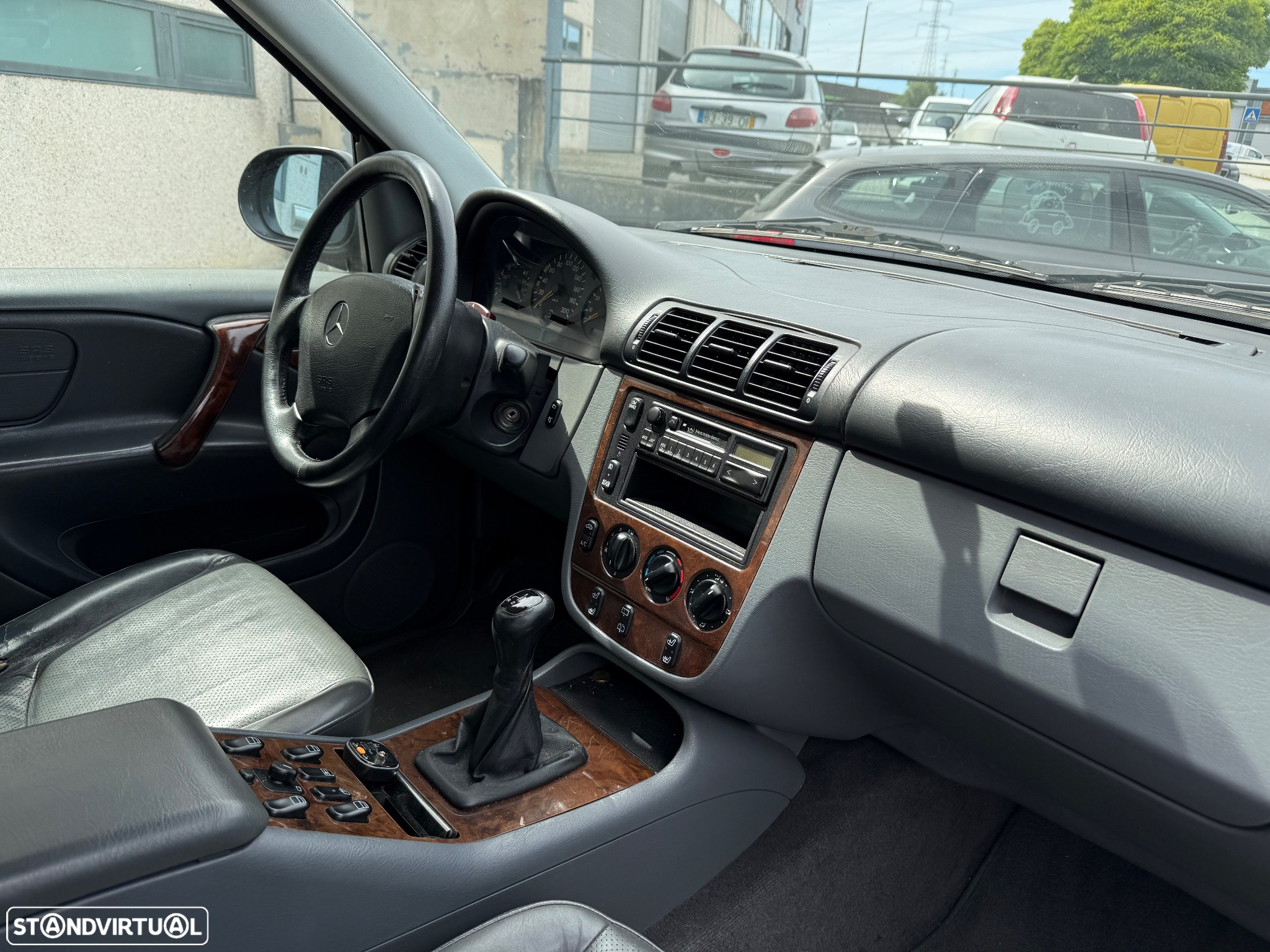 Mercedes-Benz ML 230 Standard - 7