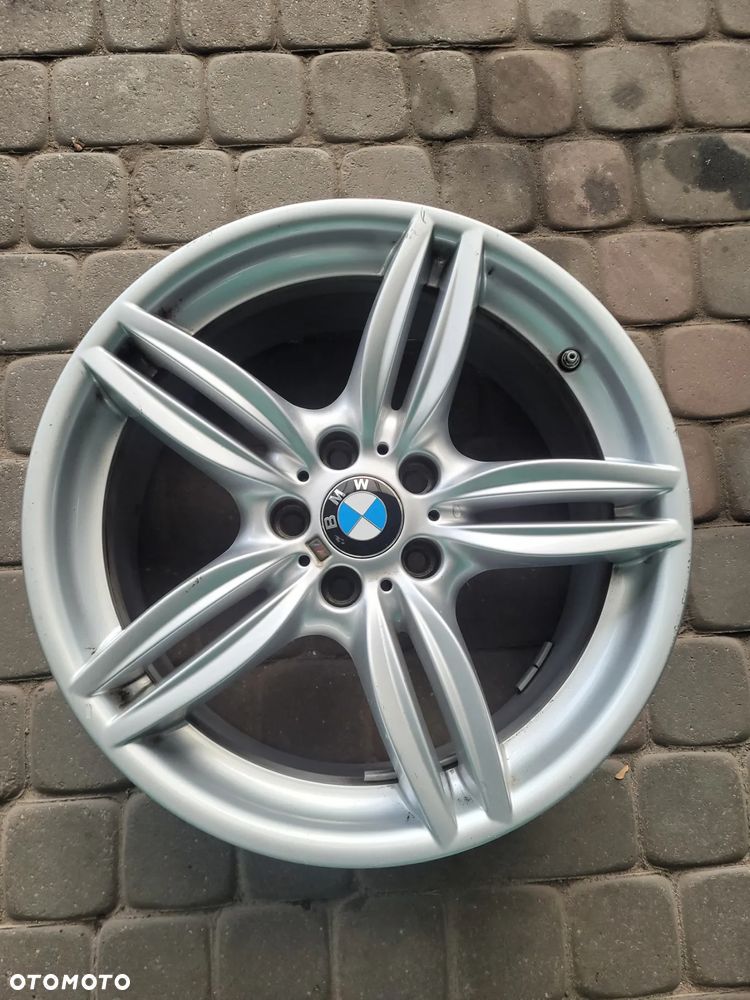 FELGA BMW - 8.5Jx19 IS33 5x120 - 1 szt