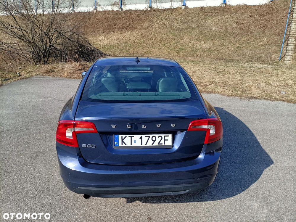 Volvo S60 D3 Summum - 7