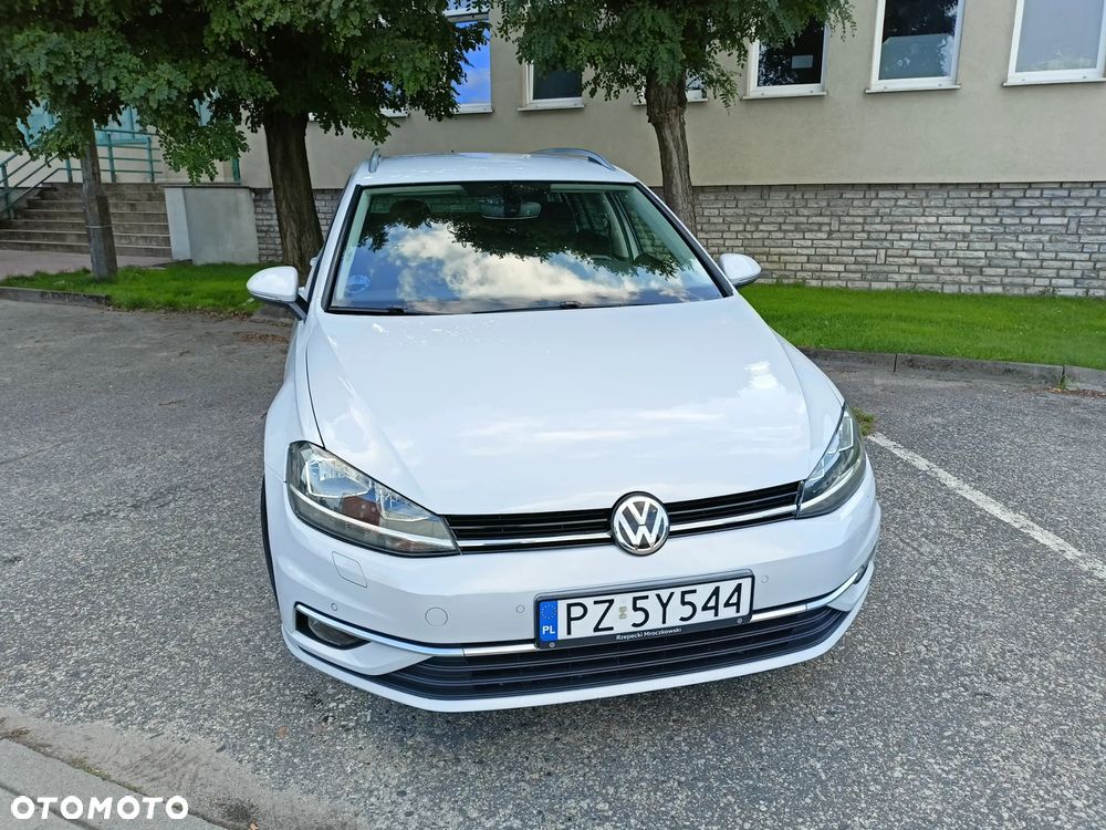 Volkswagen Golf 1.6 TDI SCR DSG Comfortline - 4