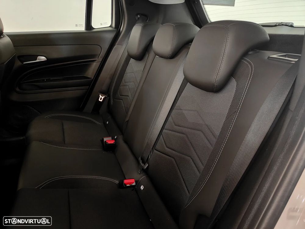 Jeep Avenger 54 kWh Altitude - 9
