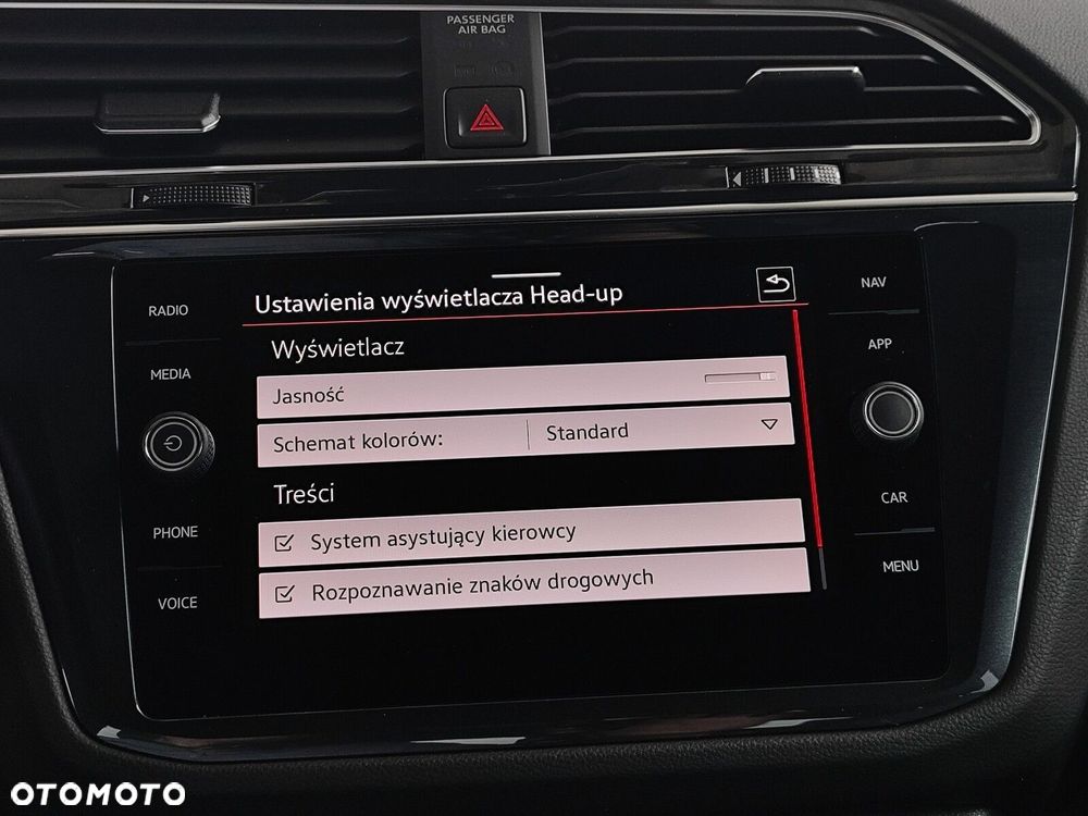 Volkswagen Tiguan 2.0 TDI SCR 4Mot R-Line DSG - 34