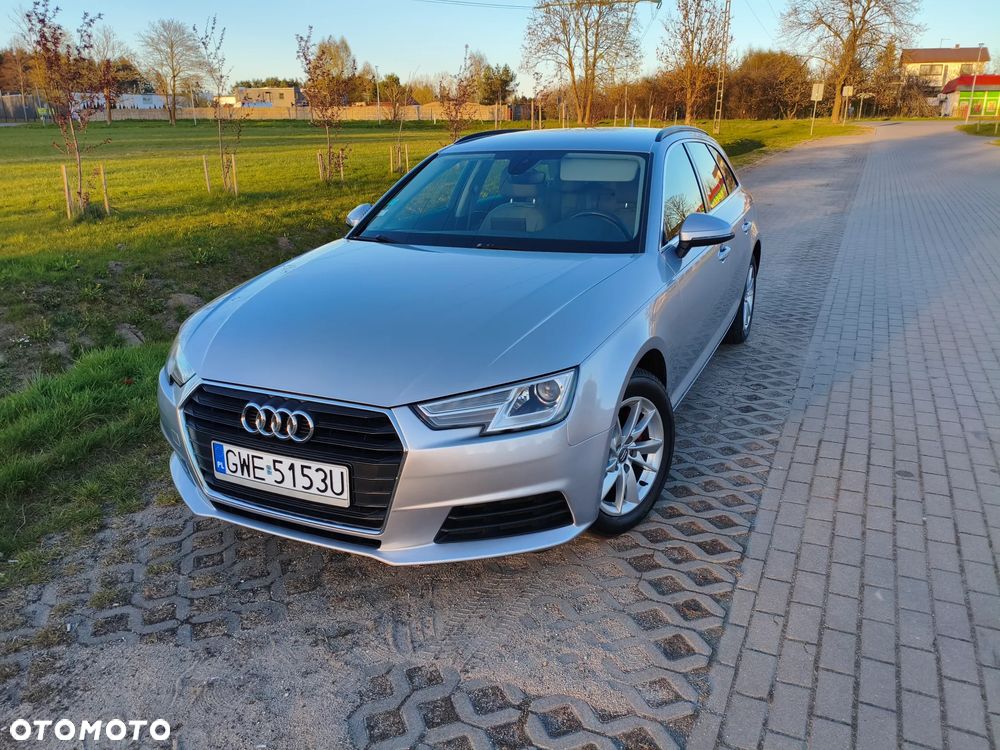 Audi A4 Avant 2.0 TDI S tronic - 1