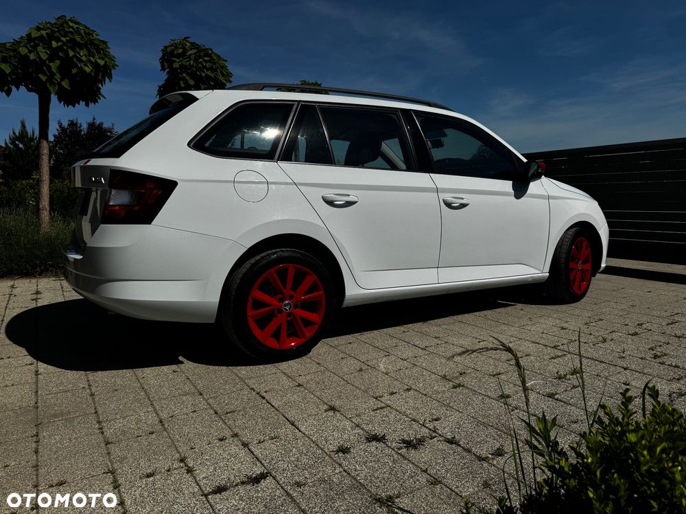 Skoda Fabia 1.2 TSI Cool Edition Red & Grey - 14