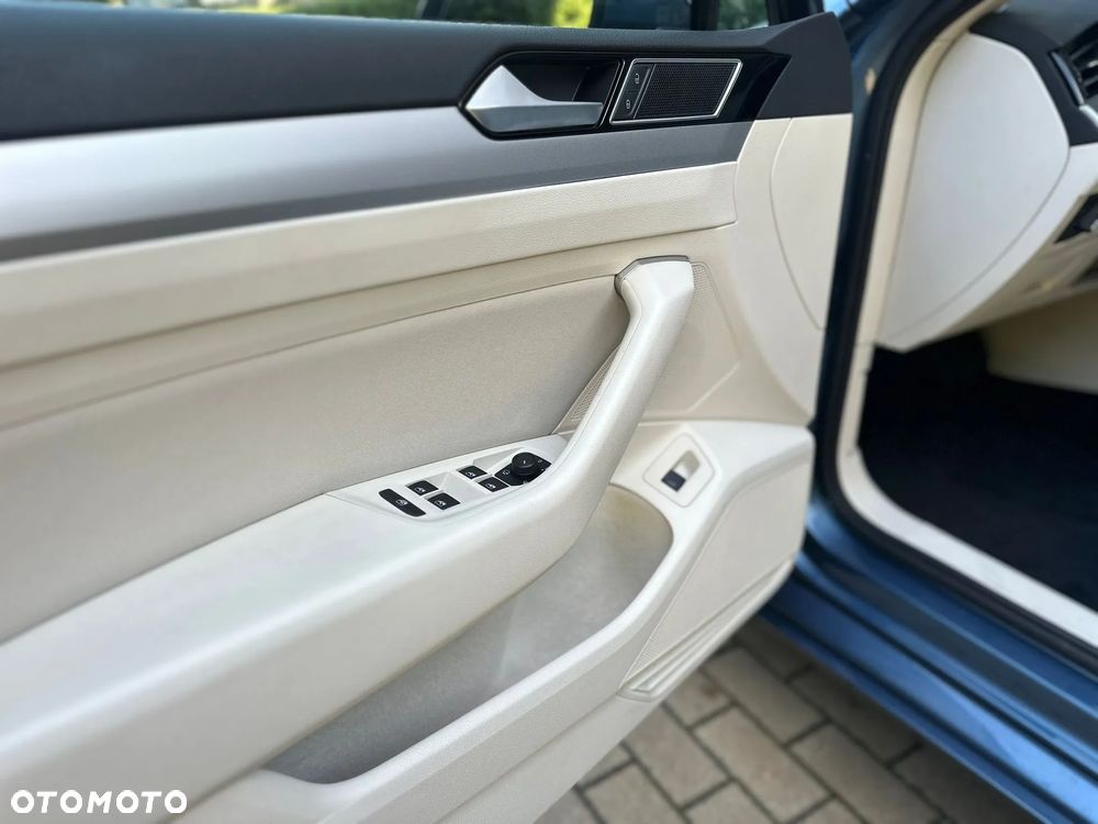 Volkswagen Passat 2.0 TDI BMT SCR Comfortline DSG7 - 10
