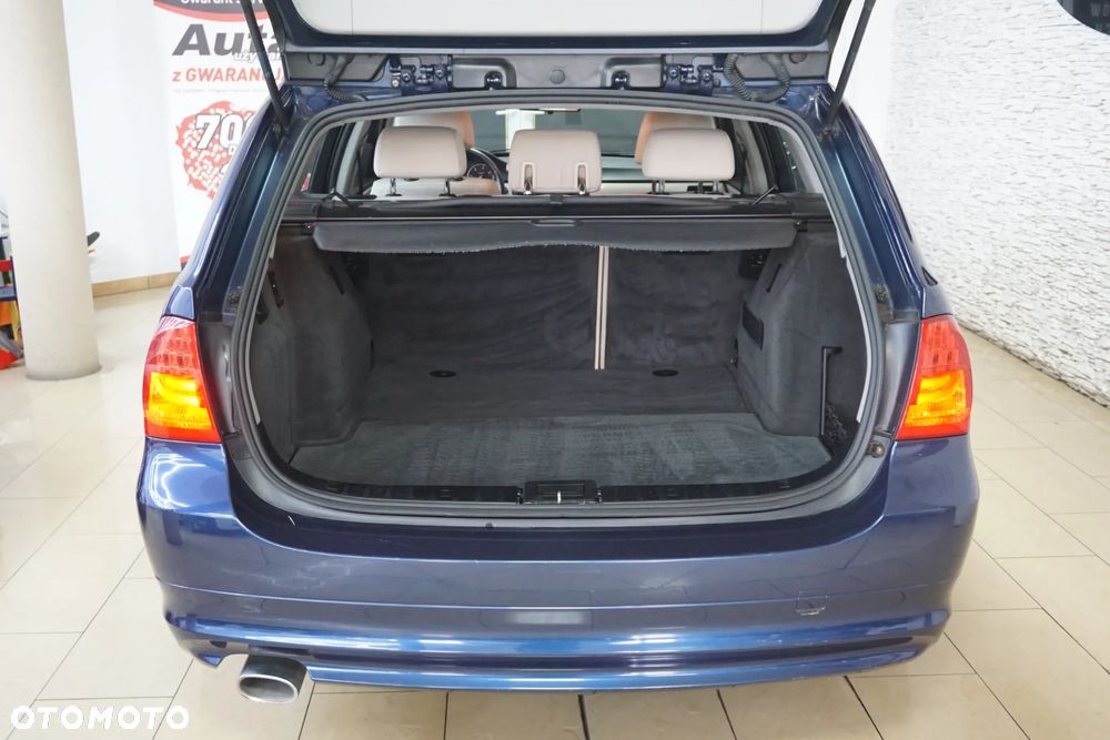 BMW Seria 3 320d xDrive - 20