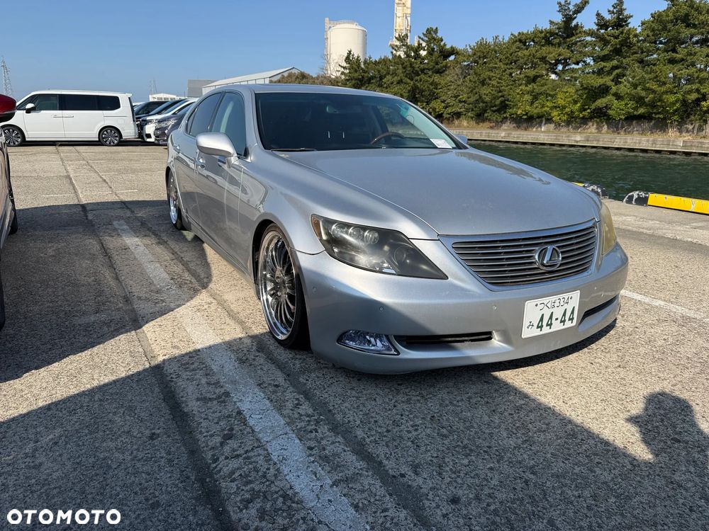 Lexus LS 460 Prestige - 2