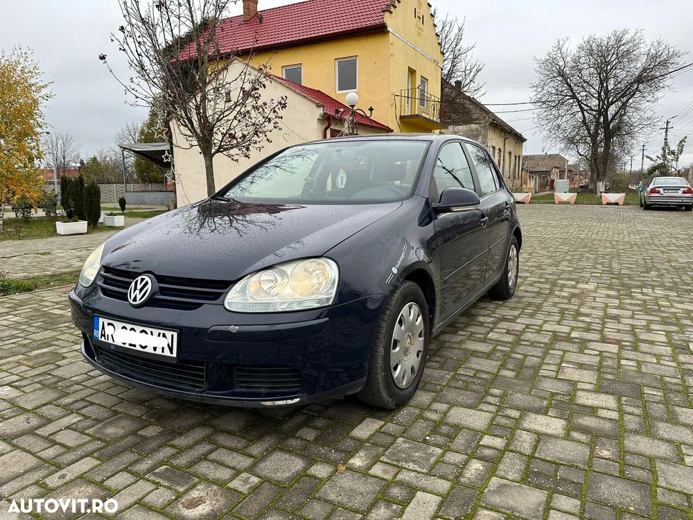 Volkswagen Golf - 2