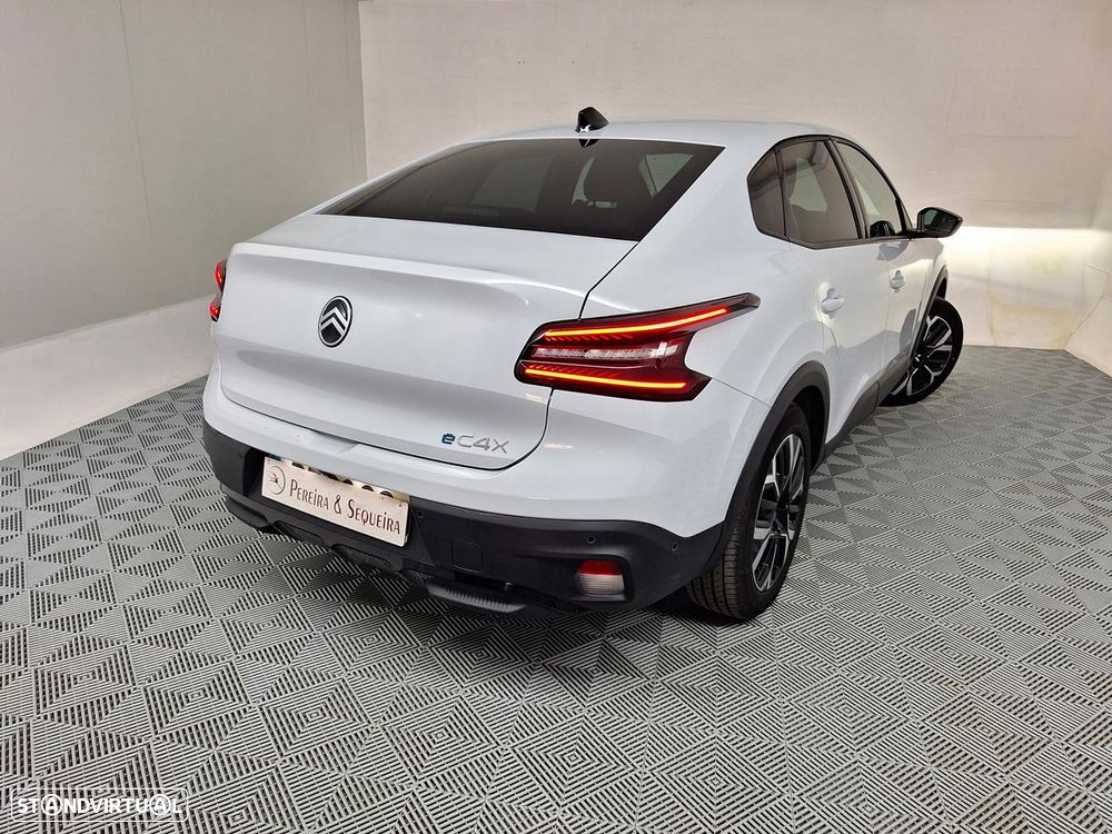 Citroën e-C4 X 54 kWh Autonomia Alargada Plus - 6