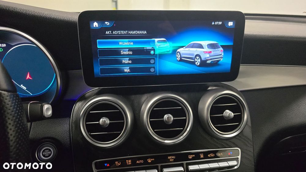 Mercedes-Benz GLC 300 de 4Matic 9G-TRONIC AMG Line Plus - 28