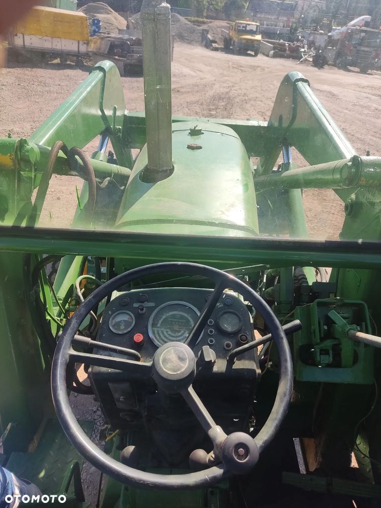 koparko ładowarka John Deere - 6