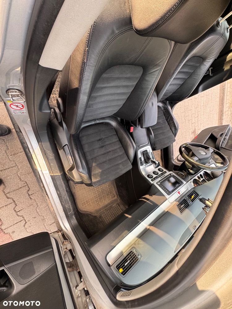 Volkswagen Passat 2.0 TDI DPF Highline DSG - 10