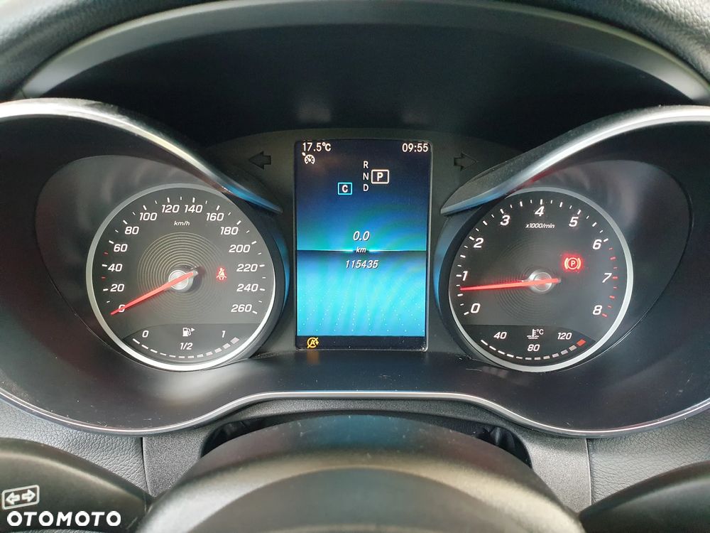 Mercedes-Benz Klasa C 180 T 9G-TRONIC Avantgarde - 26