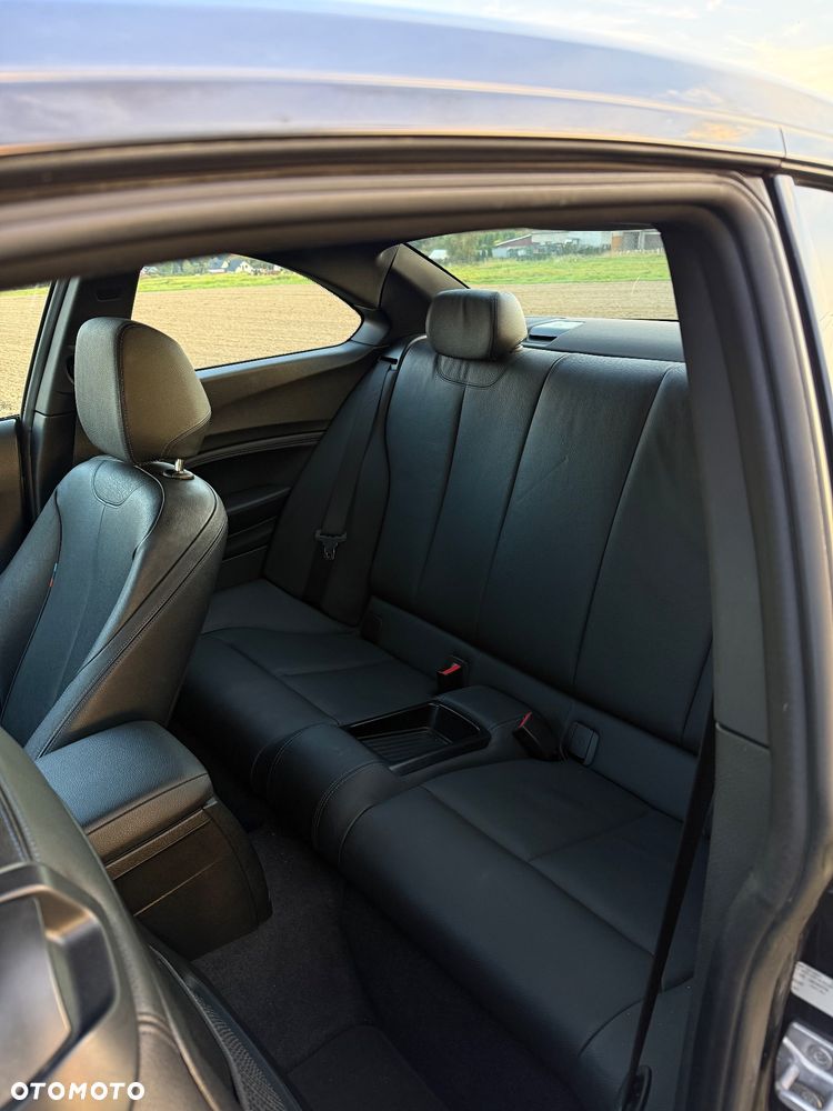 BMW Seria 2 220d Coupe M Sport - 8