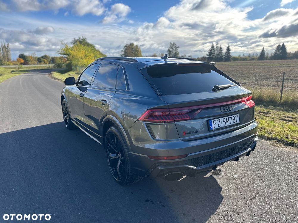 Audi RS Q8 - 9