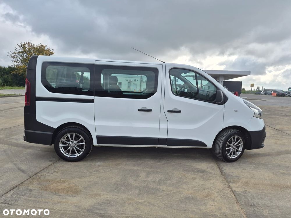 Renault Trafic - 15
